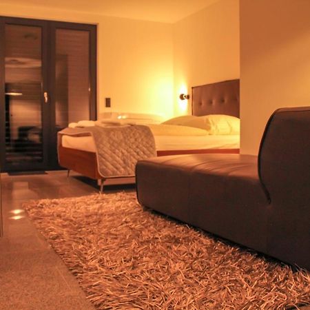 Bluestone Boarding Apartments ดุสเซลดอร์ฟ ภายนอก รูปภาพ