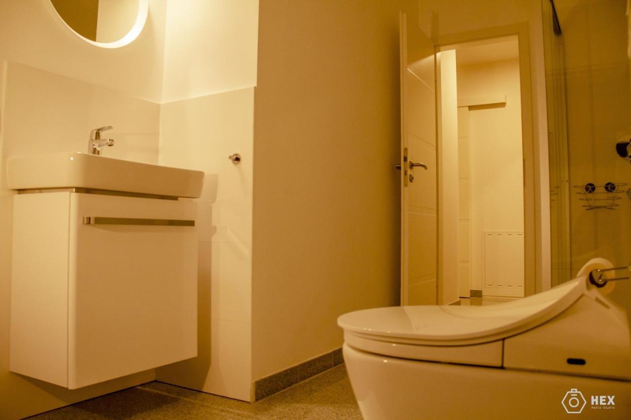 Bluestone Boarding Apartments ดุสเซลดอร์ฟ ภายนอก รูปภาพ