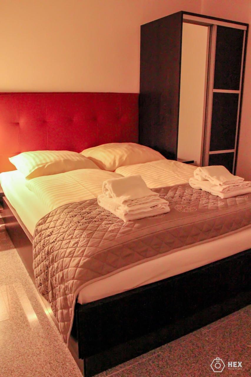 Bluestone Boarding Apartments ดุสเซลดอร์ฟ ภายนอก รูปภาพ