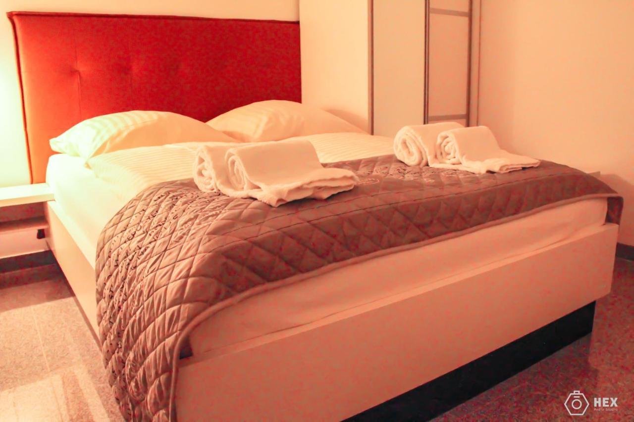 Bluestone Boarding Apartments ดุสเซลดอร์ฟ ภายนอก รูปภาพ