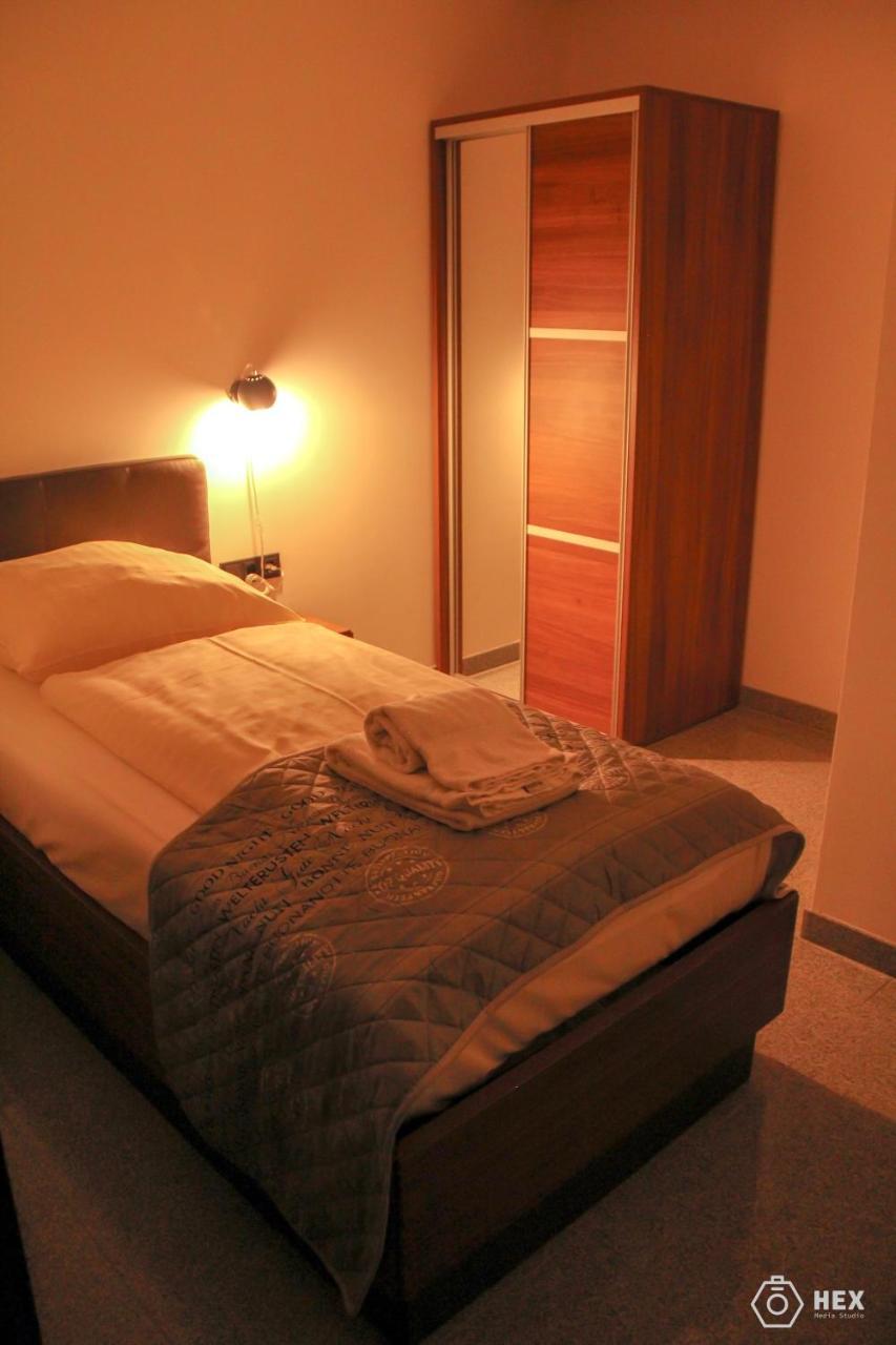 Bluestone Boarding Apartments ดุสเซลดอร์ฟ ภายนอก รูปภาพ