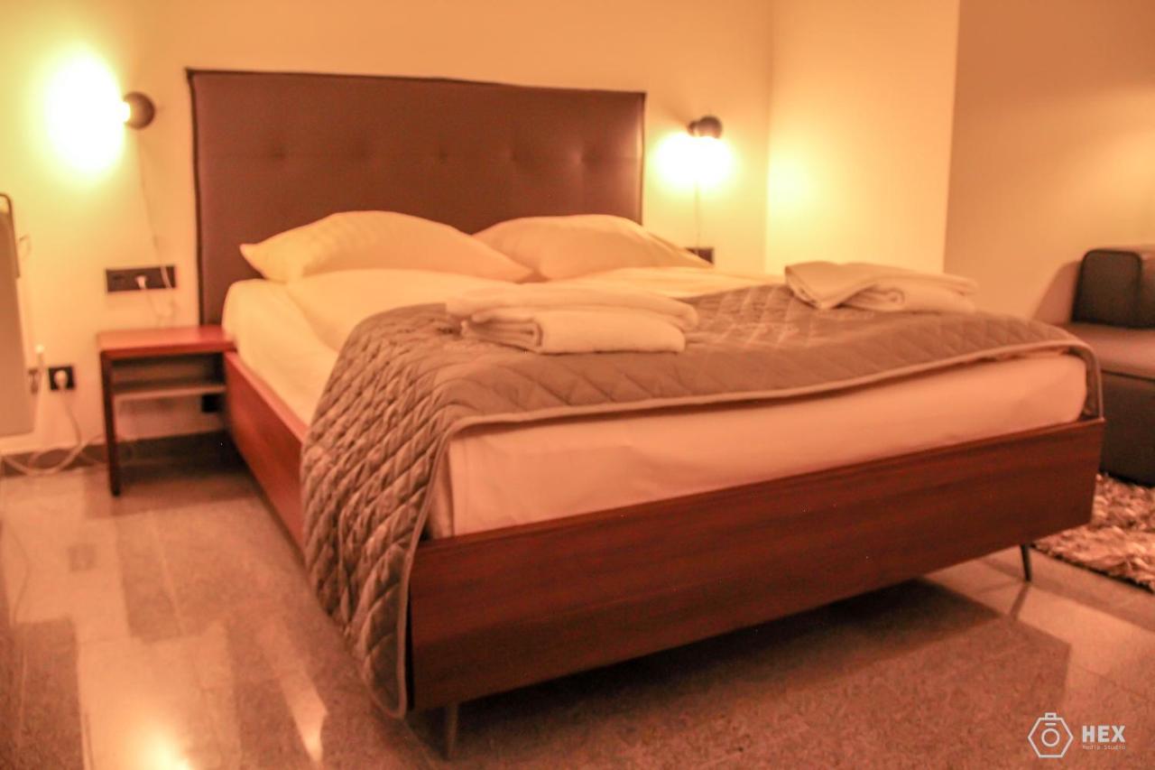 Bluestone Boarding Apartments ดุสเซลดอร์ฟ ภายนอก รูปภาพ