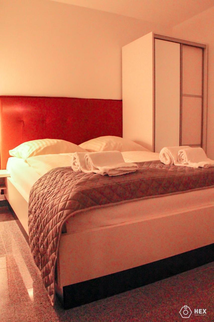 Bluestone Boarding Apartments ดุสเซลดอร์ฟ ภายนอก รูปภาพ
